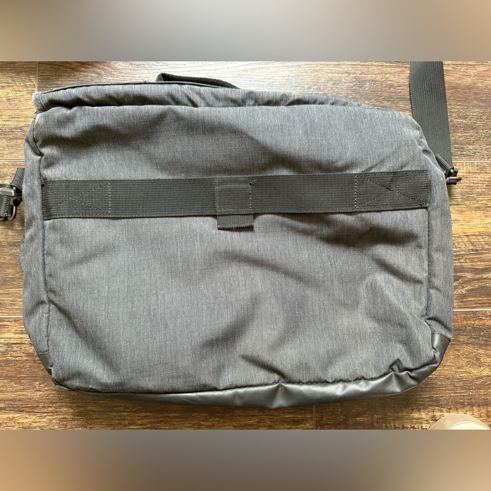 Samsonite Computer Bag - Picture 8 of 9